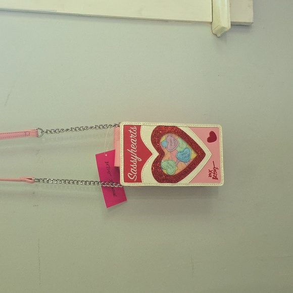 Betsey Johnson Sassyhearts Crossbody - Picture 3 of 7